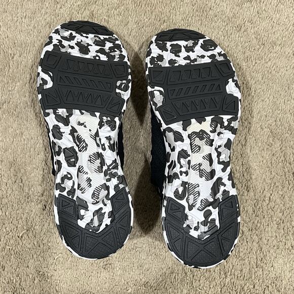 APL Techloom Wave Black Leopord Women’s Size 10 Run Athleisure Walking New - Picture 8 of 8